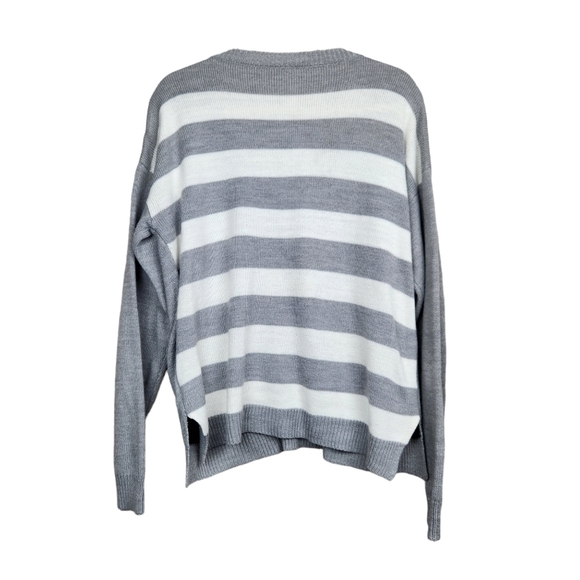 No Boundaries Grey Penguin Snowflakes Ribbed Knit Sweater Womens Size 2X - Picture 3 of 6